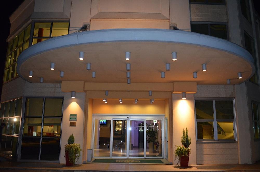 Hotel Mito Ossona Exterior foto